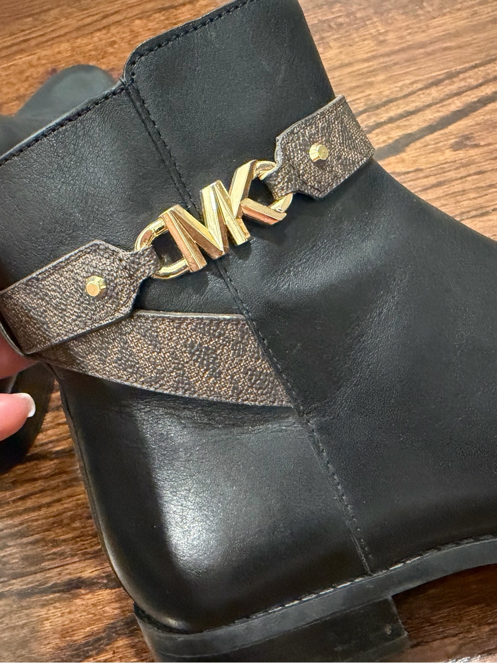 Michael kors Women's Flat Booties
